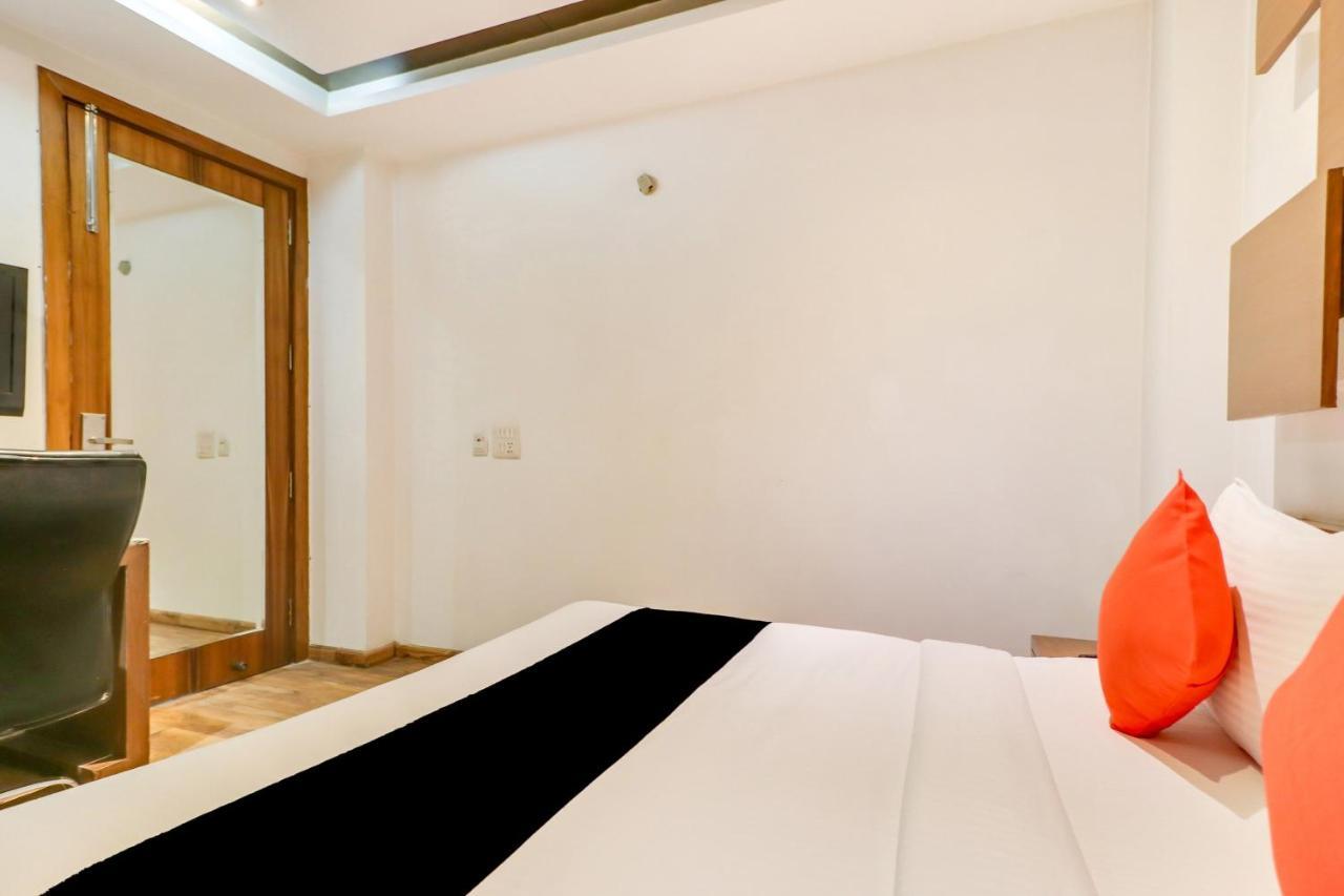 Townhouse 939 Hotel Gagan Inn Near Satyam Inox Patel Nagar Нью-Дели Экстерьер фото