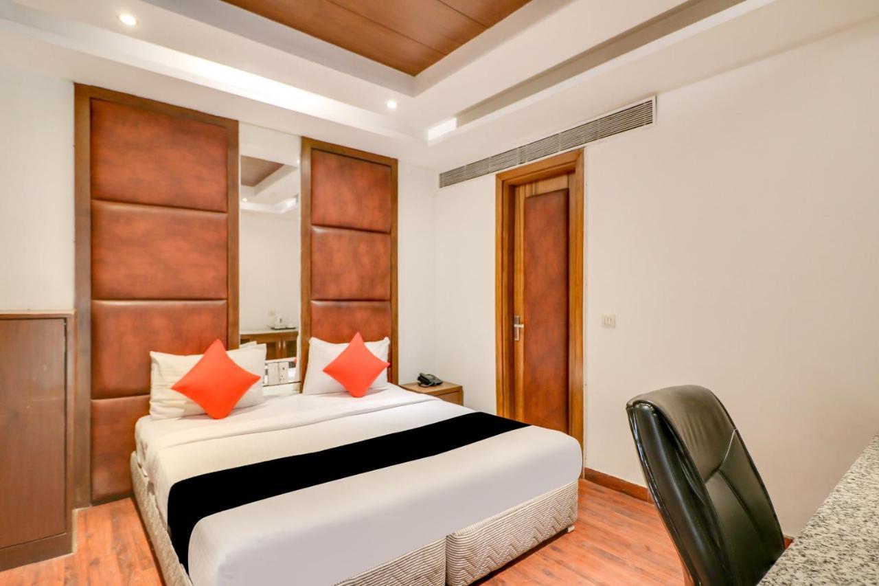 Townhouse 939 Hotel Gagan Inn Near Satyam Inox Patel Nagar Нью-Дели Экстерьер фото