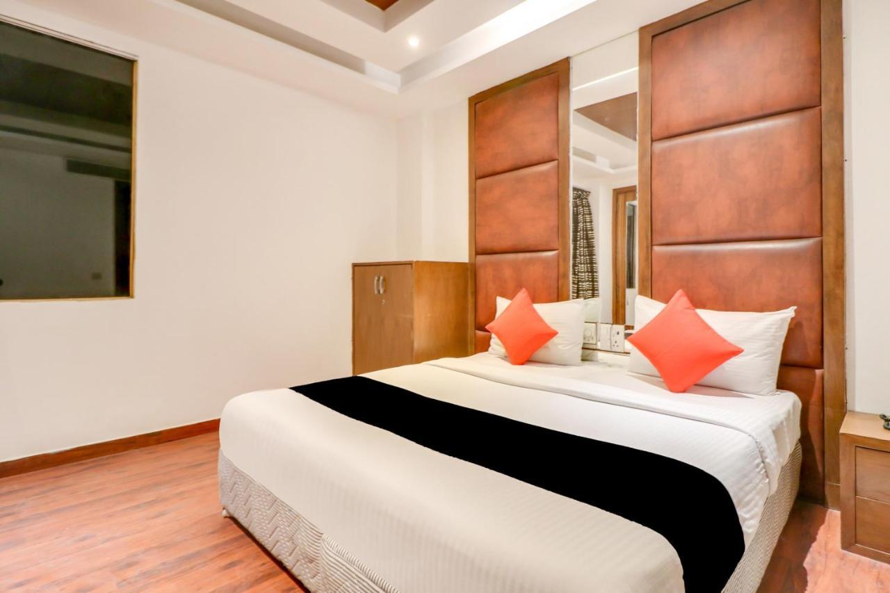 Townhouse 939 Hotel Gagan Inn Near Satyam Inox Patel Nagar Нью-Дели Экстерьер фото