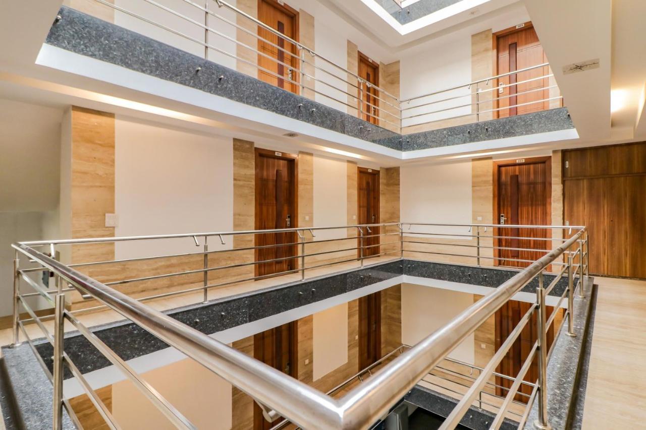 Townhouse 939 Hotel Gagan Inn Near Satyam Inox Patel Nagar Нью-Дели Экстерьер фото