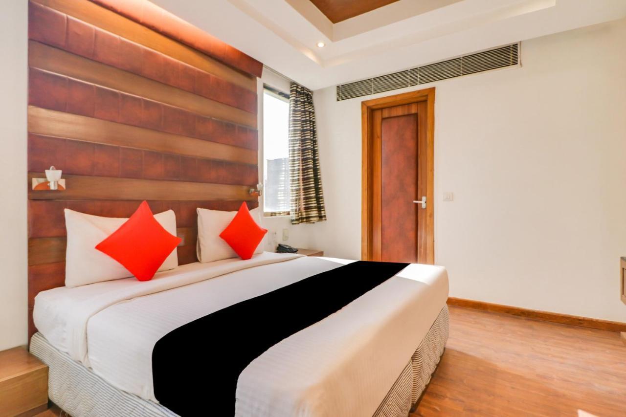 Townhouse 939 Hotel Gagan Inn Near Satyam Inox Patel Nagar Нью-Дели Экстерьер фото