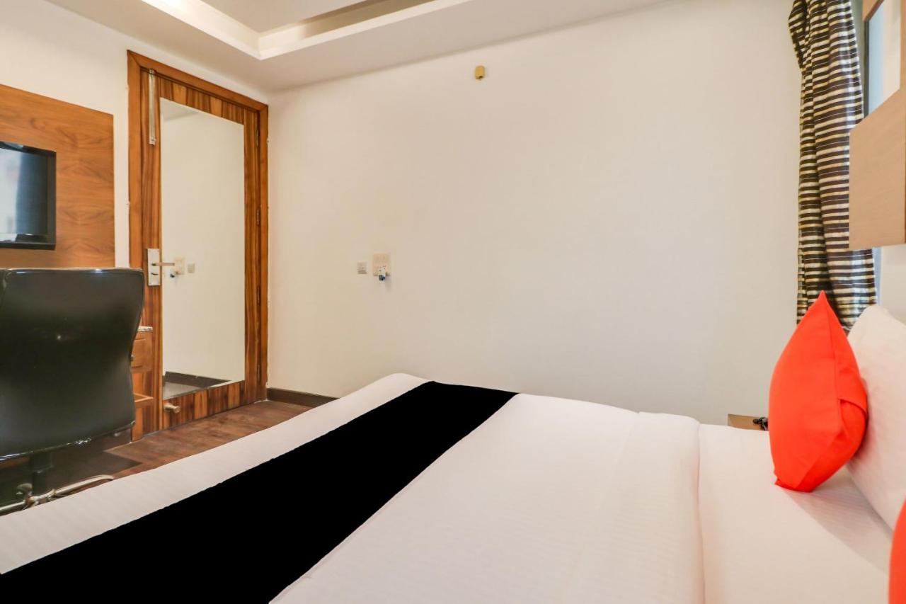 Townhouse 939 Hotel Gagan Inn Near Satyam Inox Patel Nagar Нью-Дели Экстерьер фото