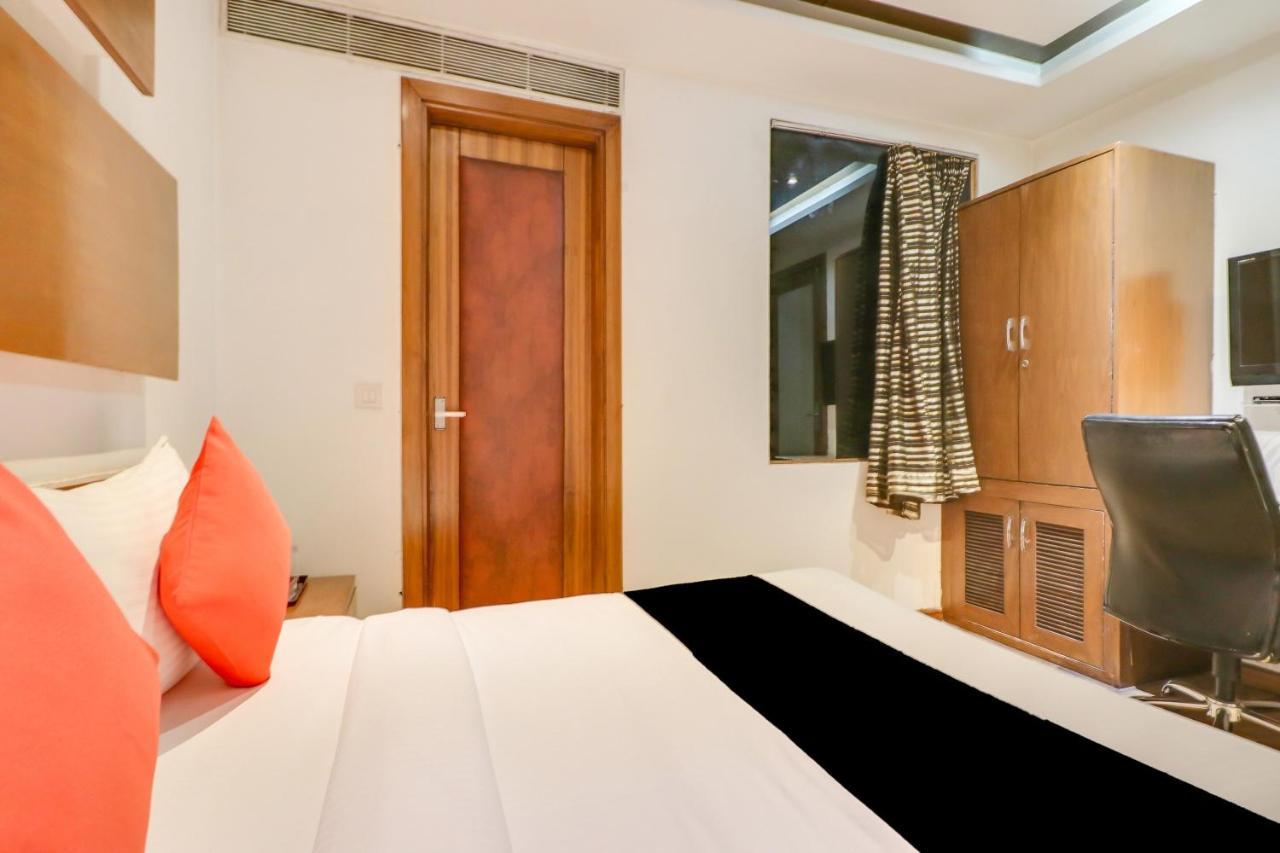 Townhouse 939 Hotel Gagan Inn Near Satyam Inox Patel Nagar Нью-Дели Экстерьер фото
