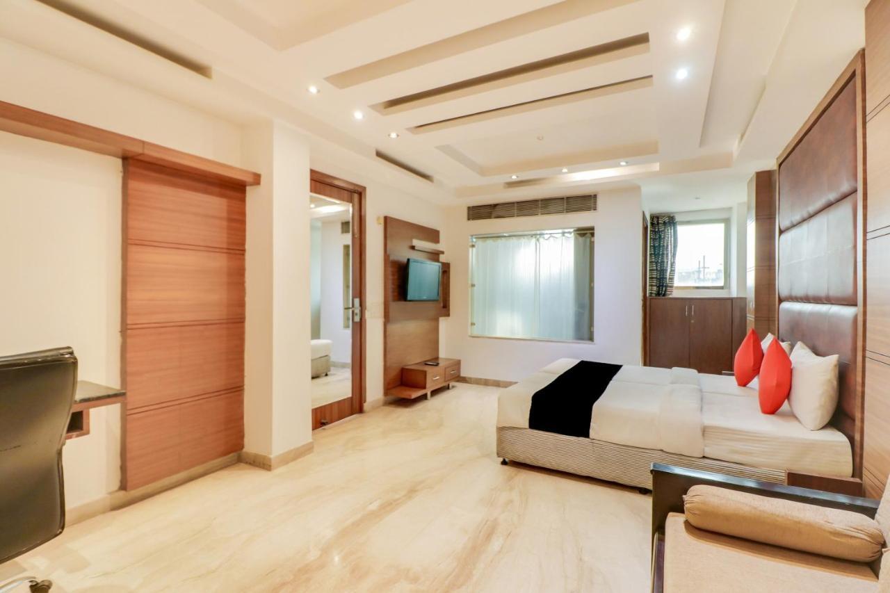 Townhouse 939 Hotel Gagan Inn Near Satyam Inox Patel Nagar Нью-Дели Экстерьер фото